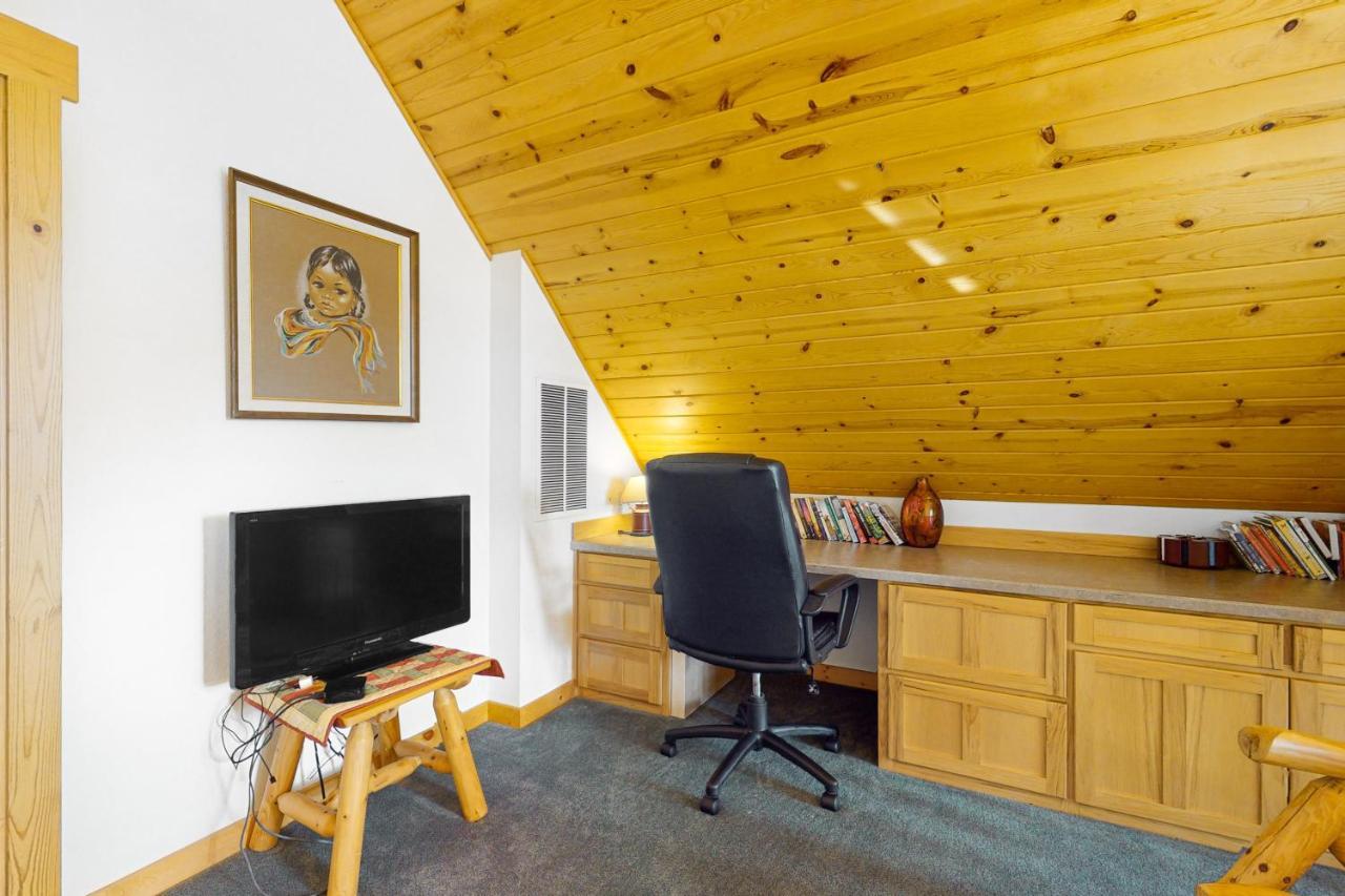 Cinnamon Teal Chalet Redmond Exterior foto